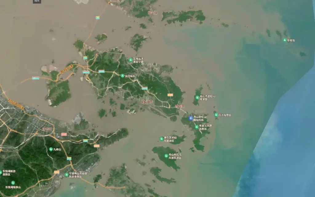 Map of Zhoushan’s multi-island geography, showing dense island clusters that make short-distance island-to-island routes highly suitable for electric ferries.
